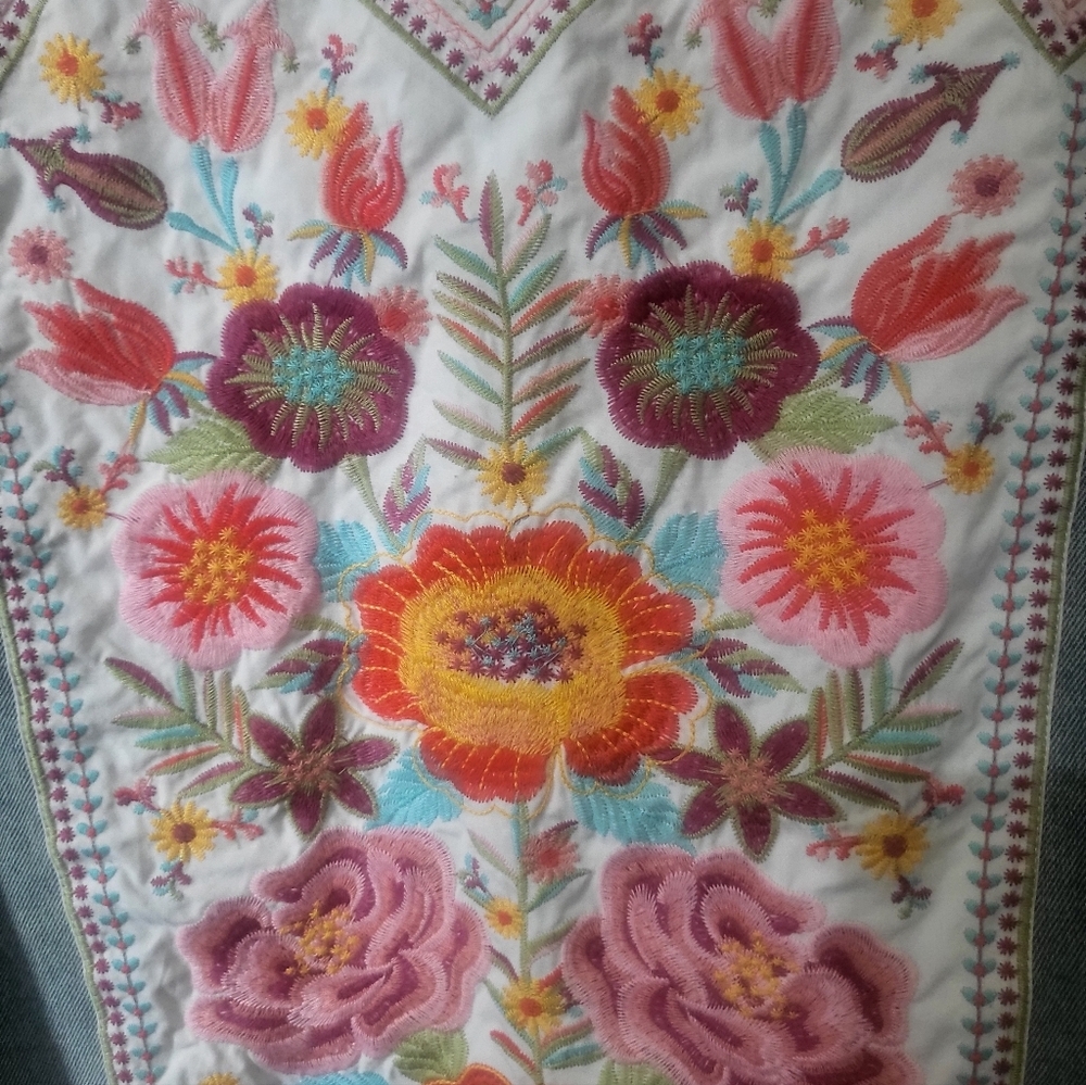 Embroidered Denim Jacket QVC-Laurie Felt Floral Back Detail Jean Jacket Size 1X - Picture 6 of 7
